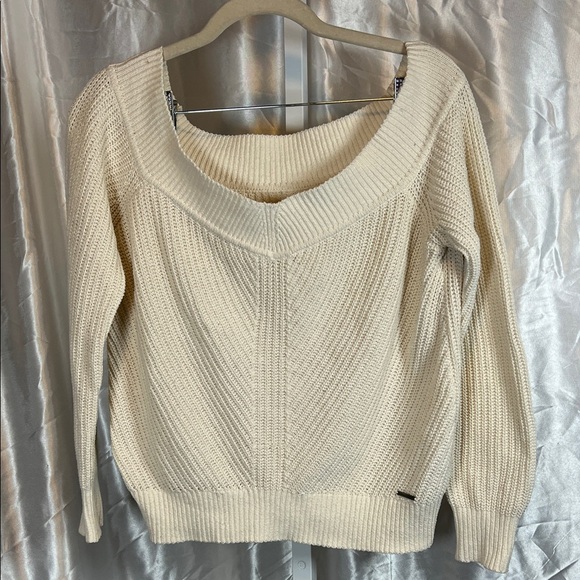 Abercrombie & Fitch Cream Scoop Neck Sweater - Picture 1 of 4